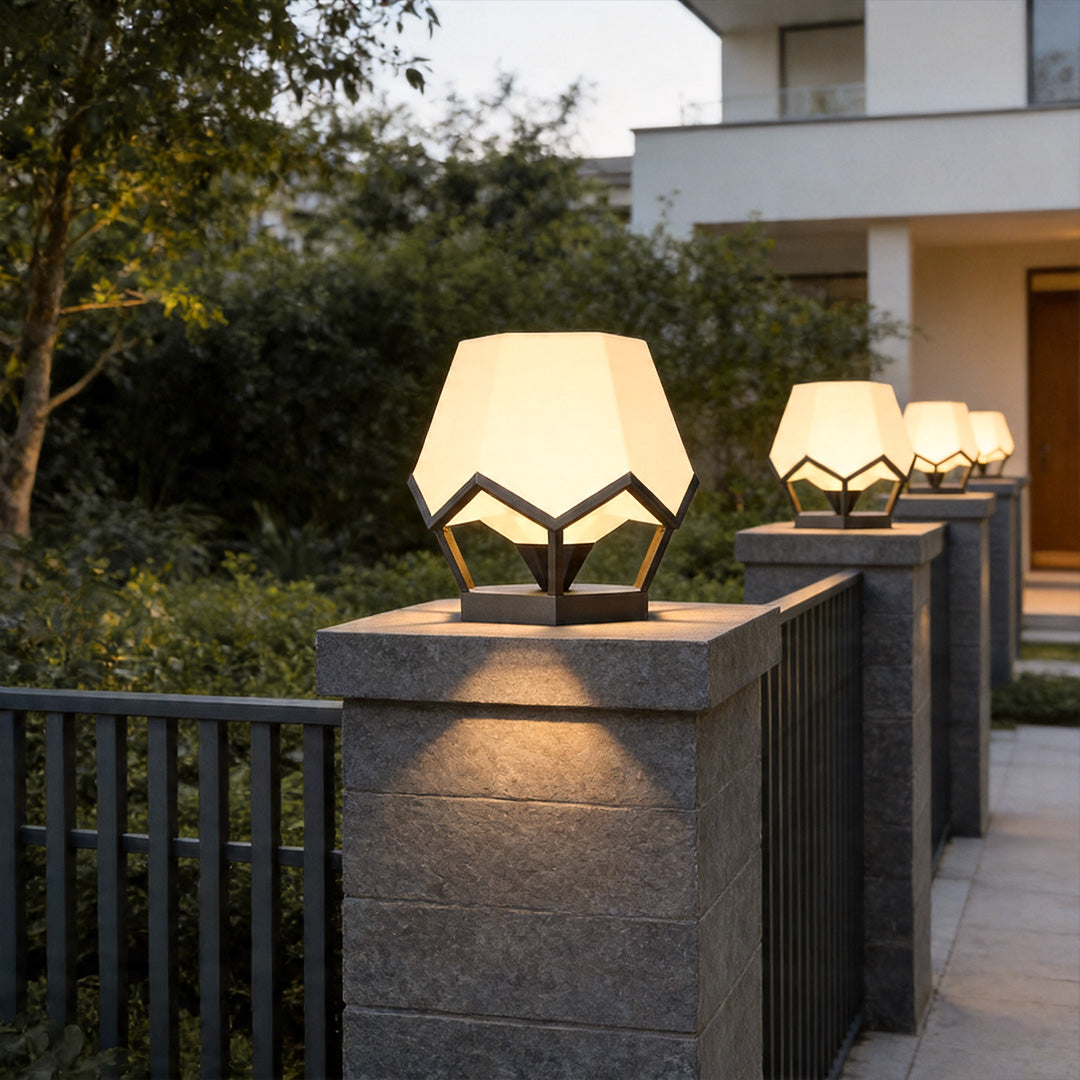 Modern Pillar Top Solar Lights Waterproof Stainless Steel Gate Lamp