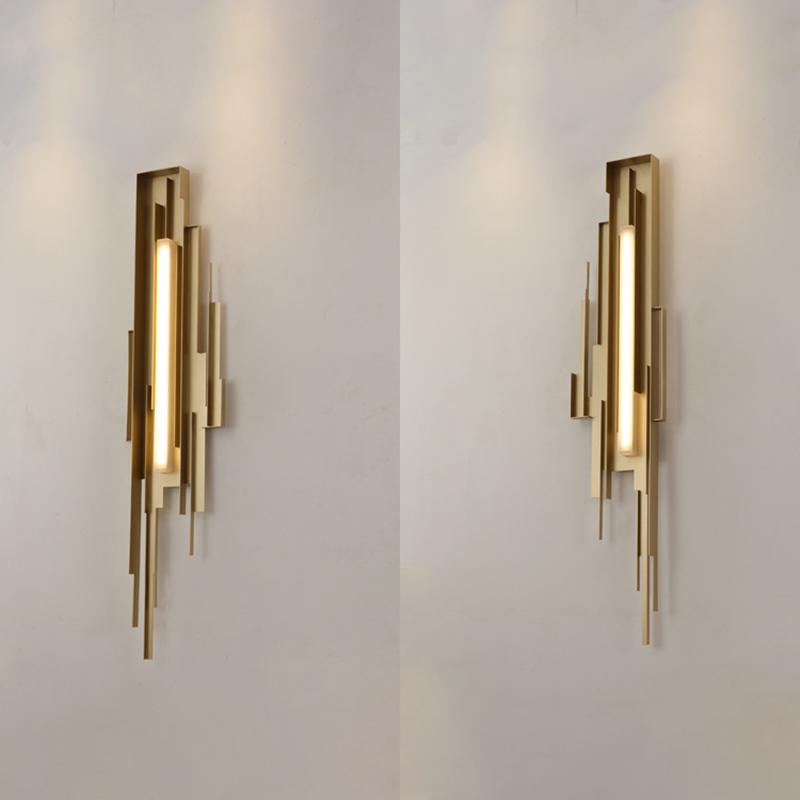Metal Sculpted Sconce