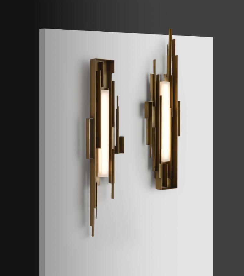 Metal Sculpted Sconce