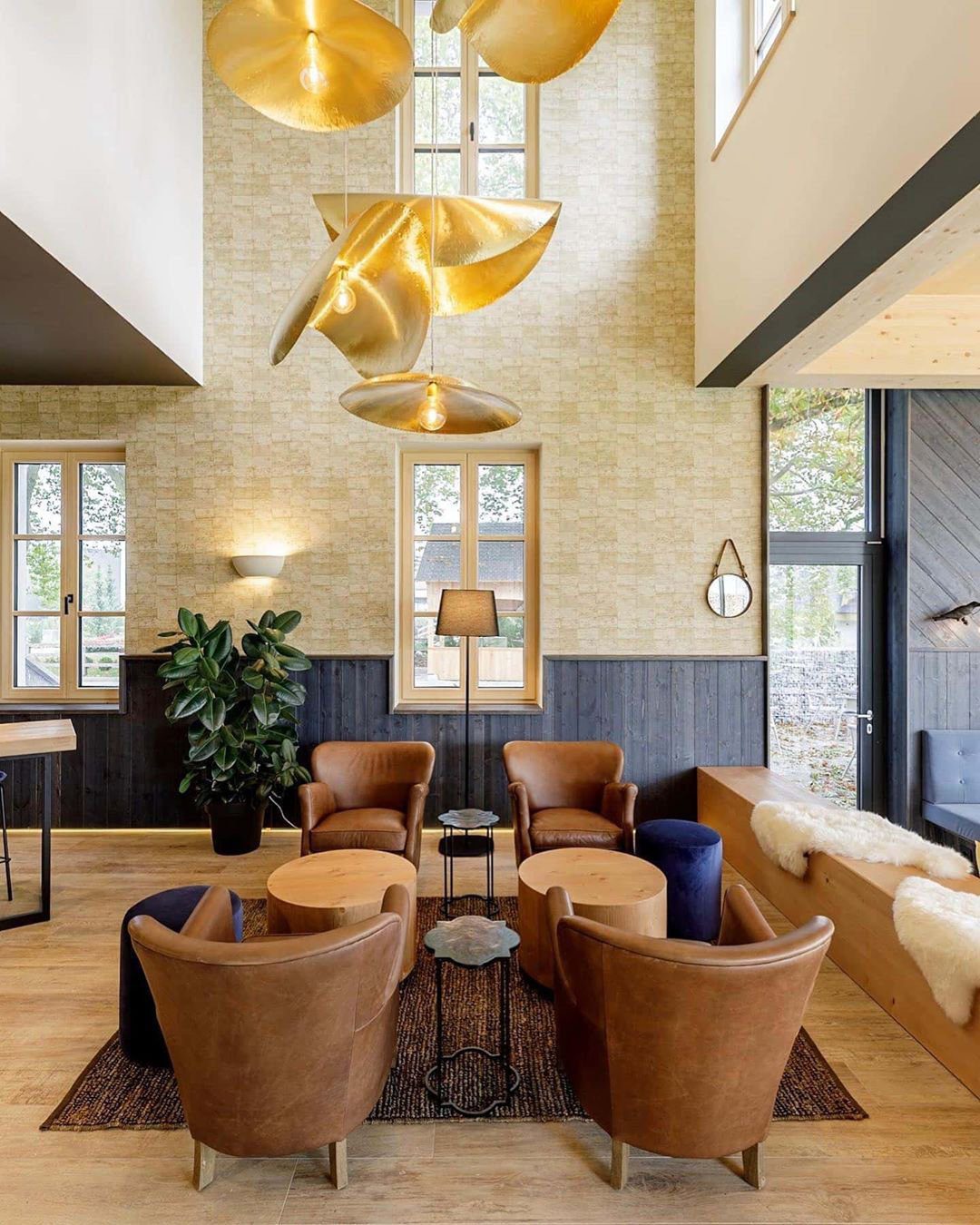 Hammered Brass Suspension Llight