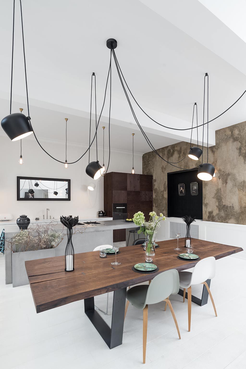 Aim Pendant Light