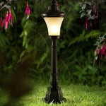 Retro Outdoor Post Light – Vintage High Pole Garden Lamp in Black