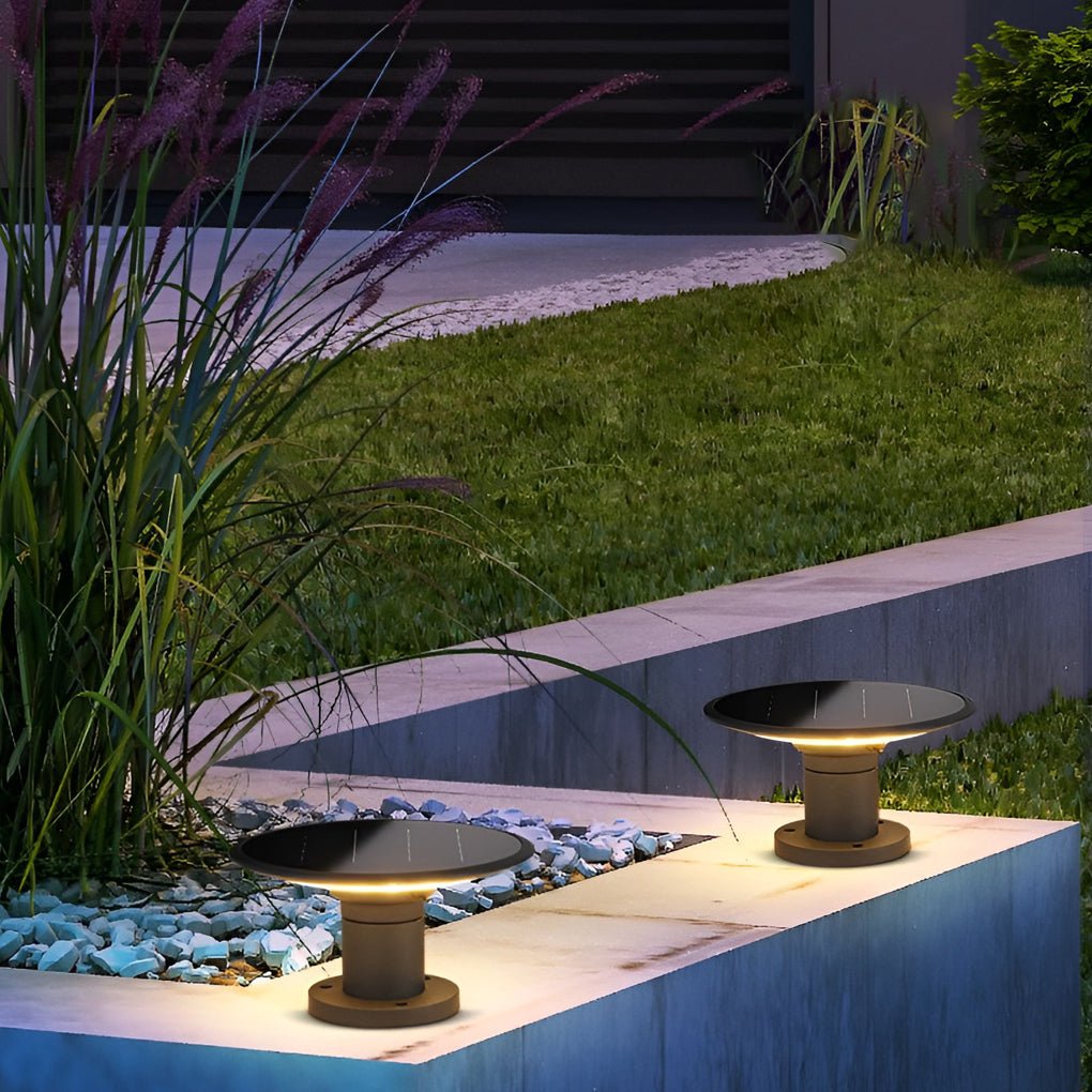 Round Ufo Shaped Solar Waterproof Outdoor Fence Post Lights