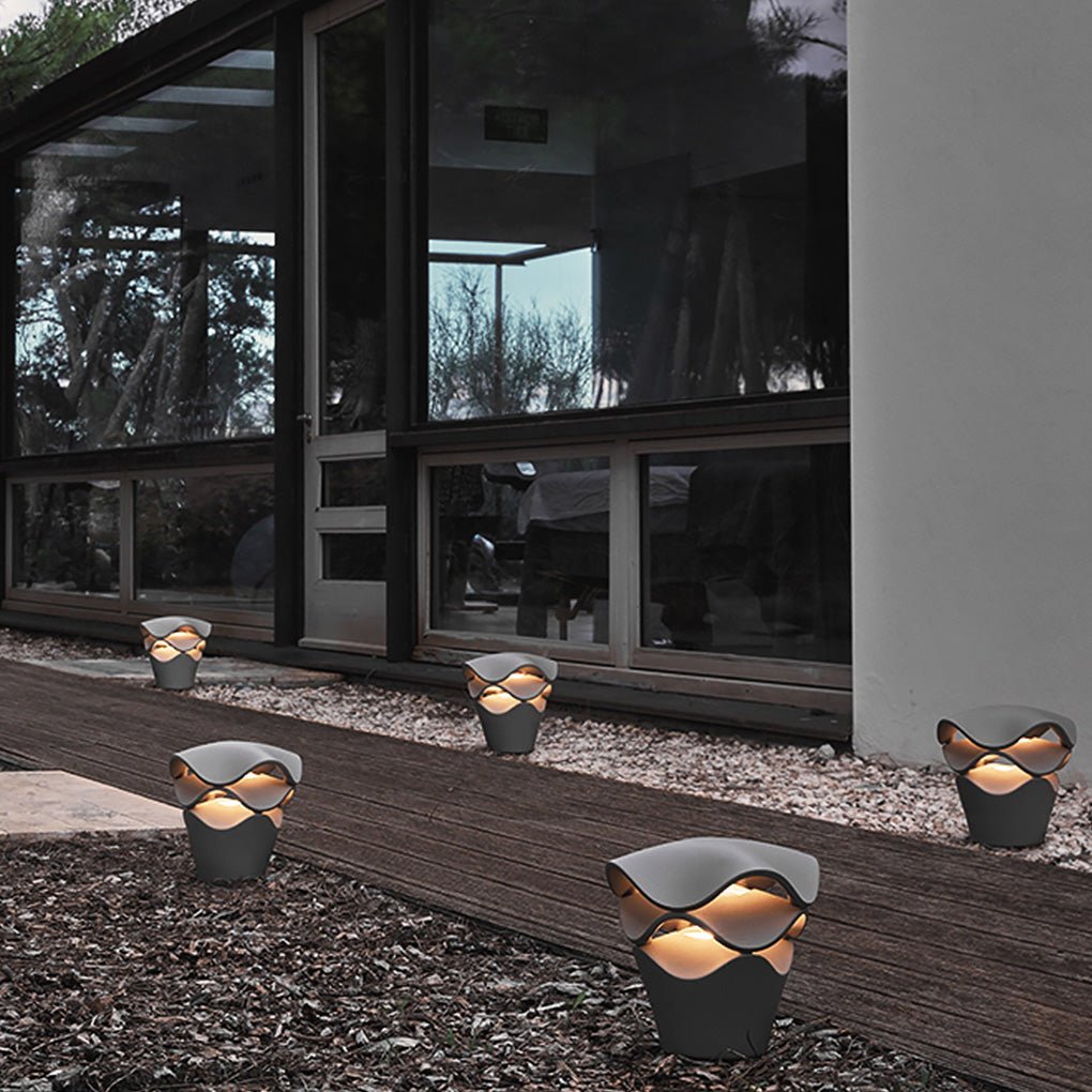 Wave Path Light – Modern Aluminum Bollard for Garden & Landscape