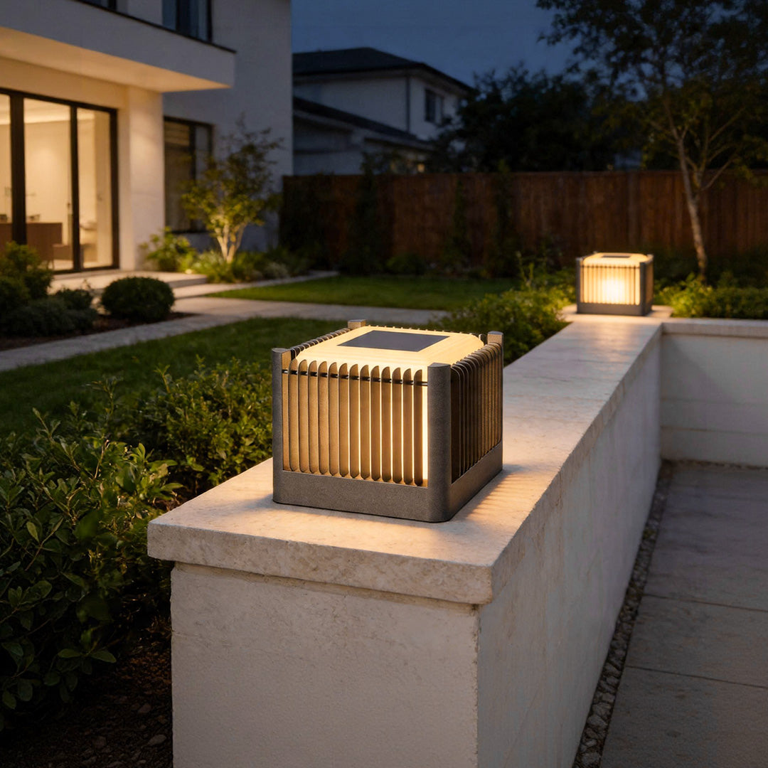 Stainless Steel Solar Pillar Lights for Driveway & Garden – Modern Outdoor Lighting