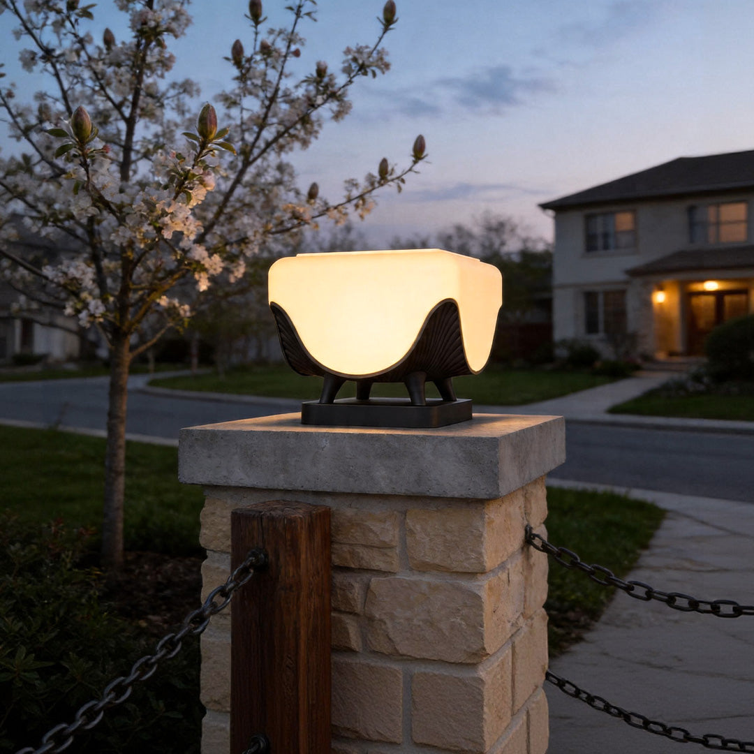 Modern Stainless Steel Solar Pillar Lights for Gate and Fence