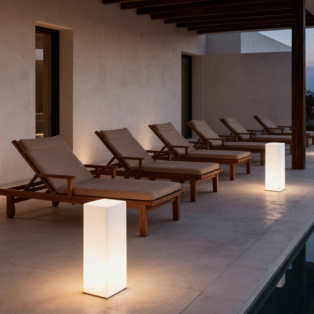 Lumina Square LED Floor Lamp for Modern Outdoor Spaces