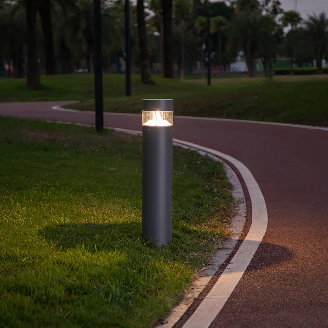 Modern LED Bollard Pathway Light – Black Aluminum Garden Pole
