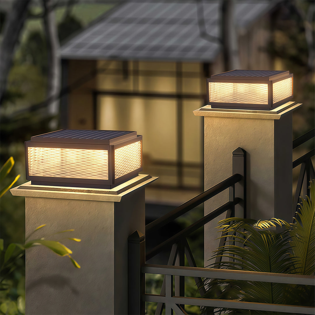 Minimalist Outdoor Pillar Top Light – Waterproof LED Post Cap Lantern