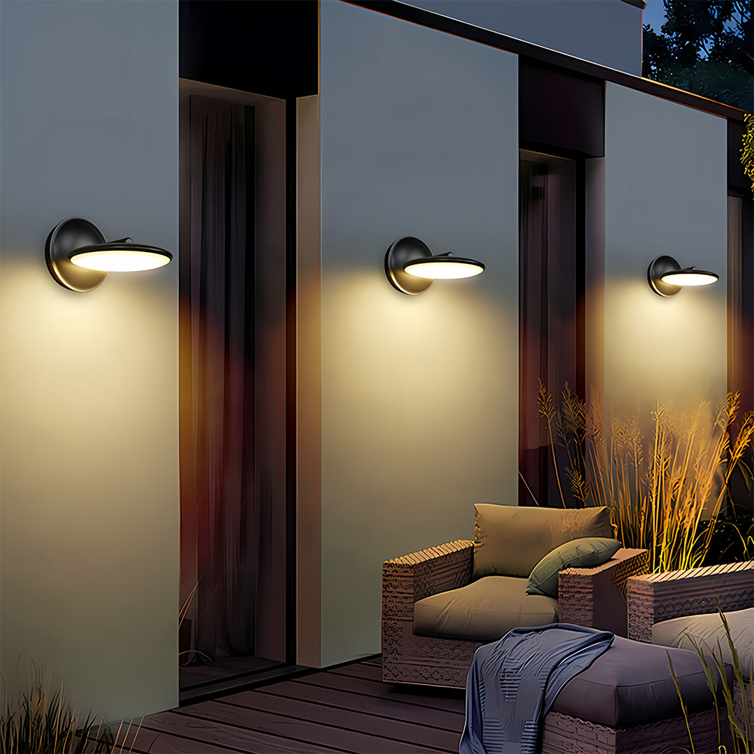 Swivel Wall Sconce in Die-Cast Aluminum with Warm LED Light, IP65 Waterproof Outdoor Fixture