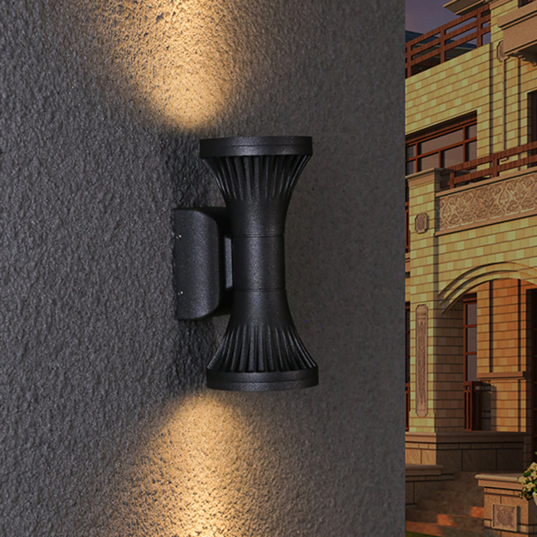 Minimalist Nordic Outdoor Wall Light in Die-Cast Aluminum