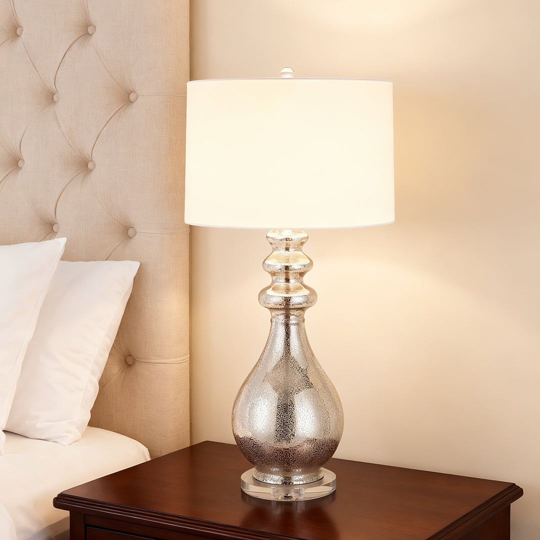 Lumière Argentée Modern Silver Table Lamp with Crystal Glass Shade