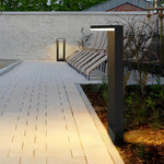 Linear LED Pathway Light – Minimalist Outdoor Landscape Lamp in Black