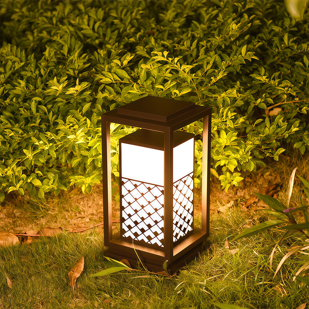 Modern Bollard Landscape Lights Waterproof LED Pathway Lamps