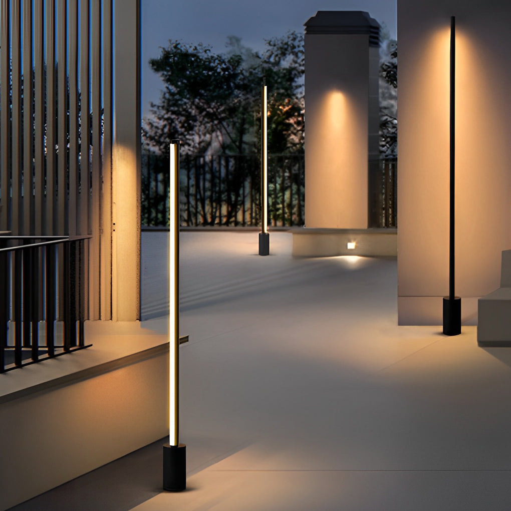 Modern Outdoor LED Floor Lamp – Waterproof Linear Garden Light