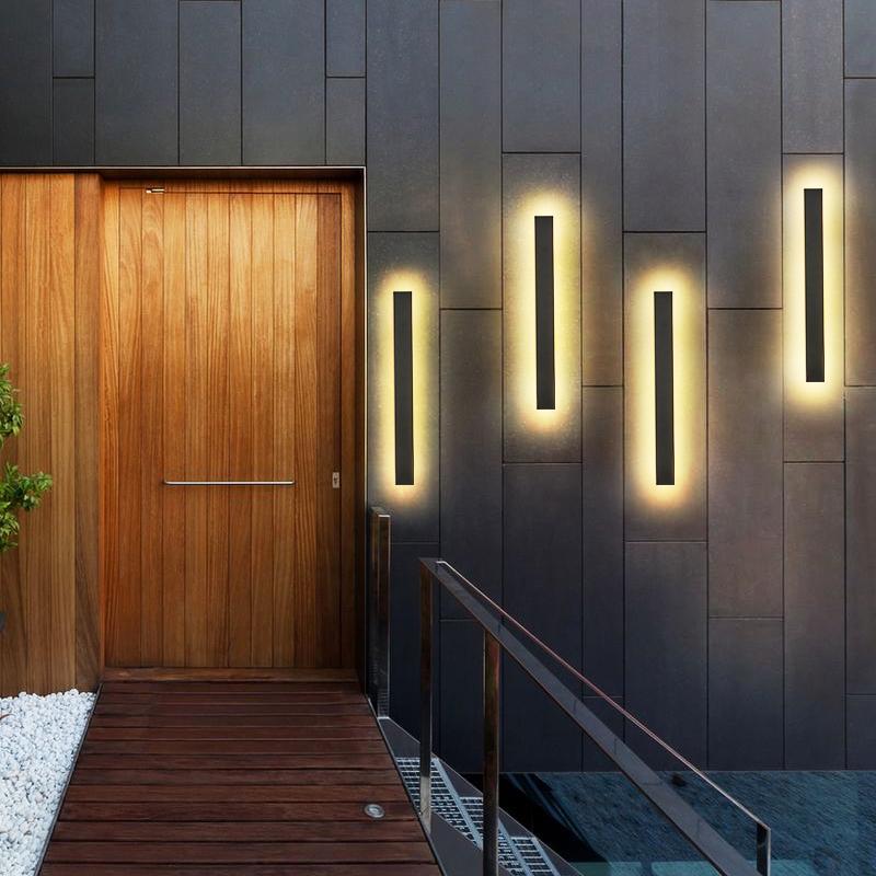 Linear Outdoor Wall Light in Black Metal, Waterproof LED Sconce