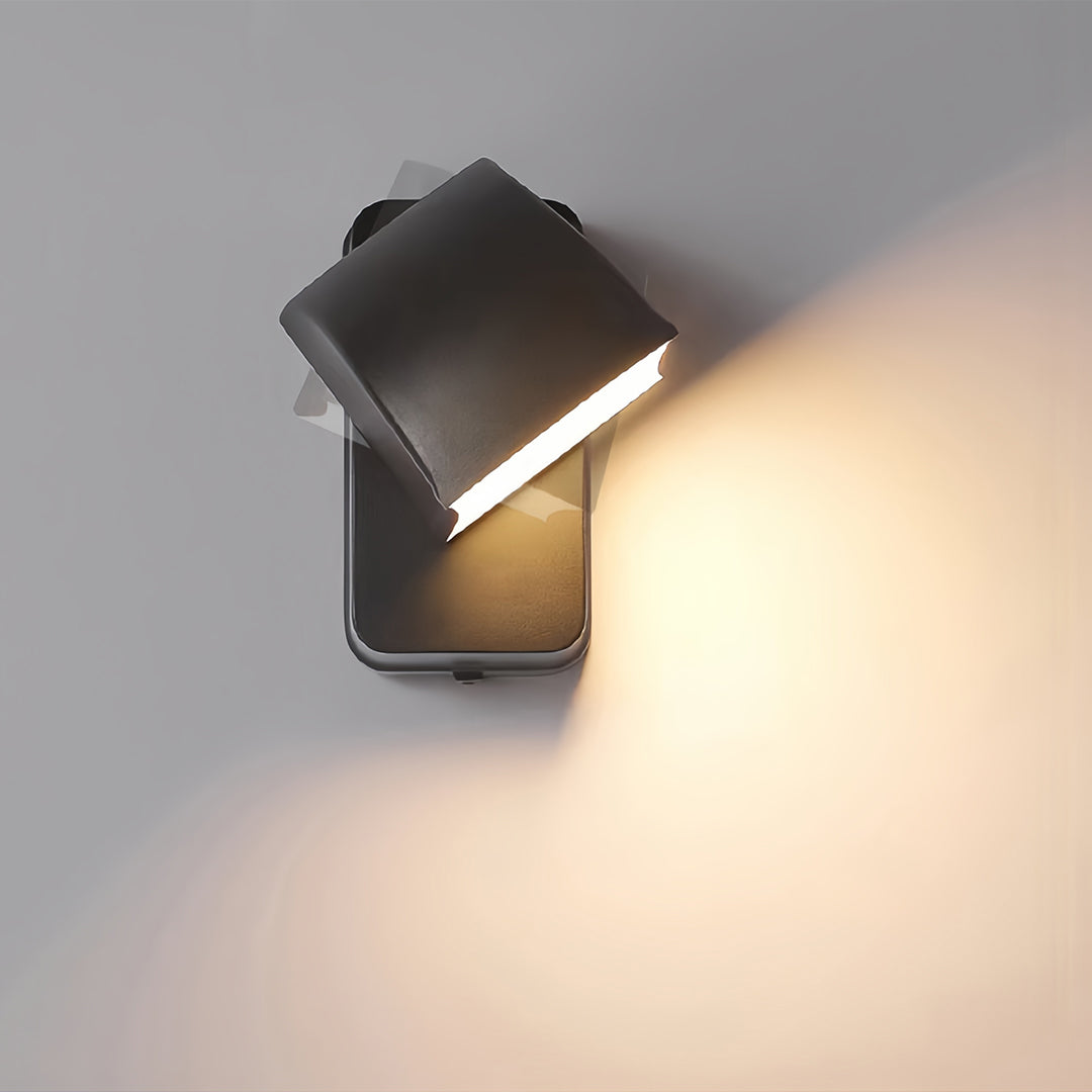 Industrial Outdoor Wall Sconce with Die-Cast Aluminum Body and Warm LED Light