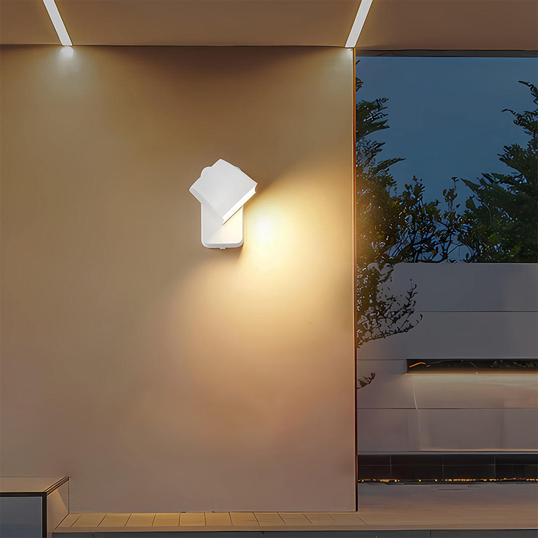 Industrial Outdoor Wall Sconce with Die-Cast Aluminum Body and Warm LED Light