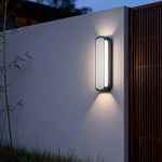 Modern Outdoor Linear Wall Light – Black Aluminum LED Sconce