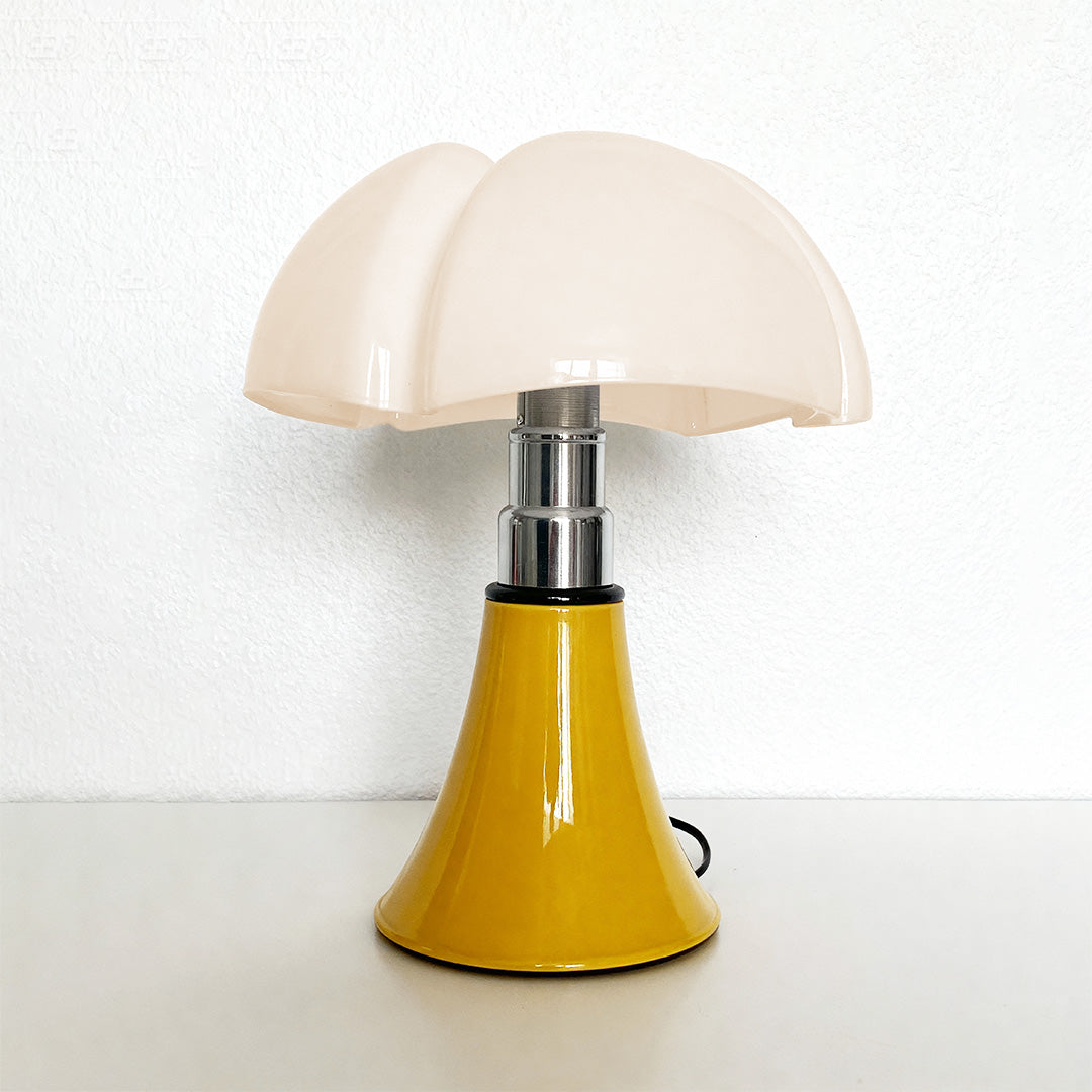 Italian Bauhaus Table Lamp in Iron with LED Warm Light